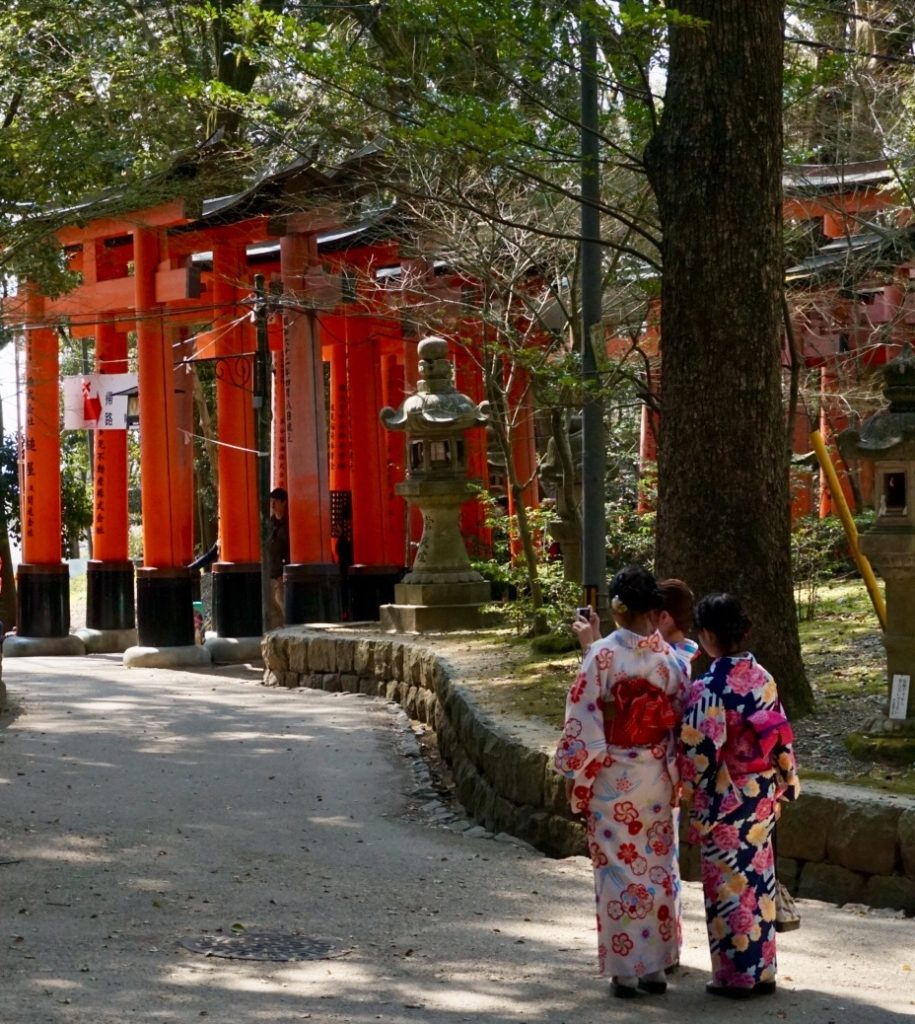 Women in kimonos at Fushimi-Inari Shrine