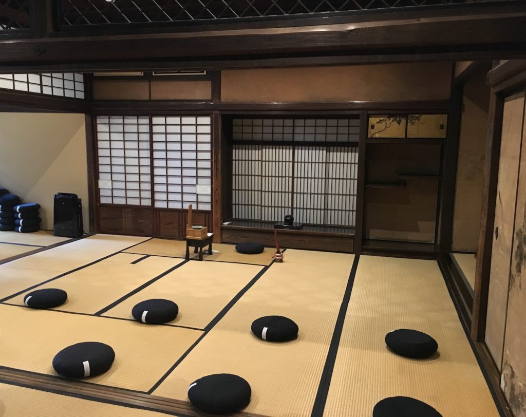Shunkoin meditation hall